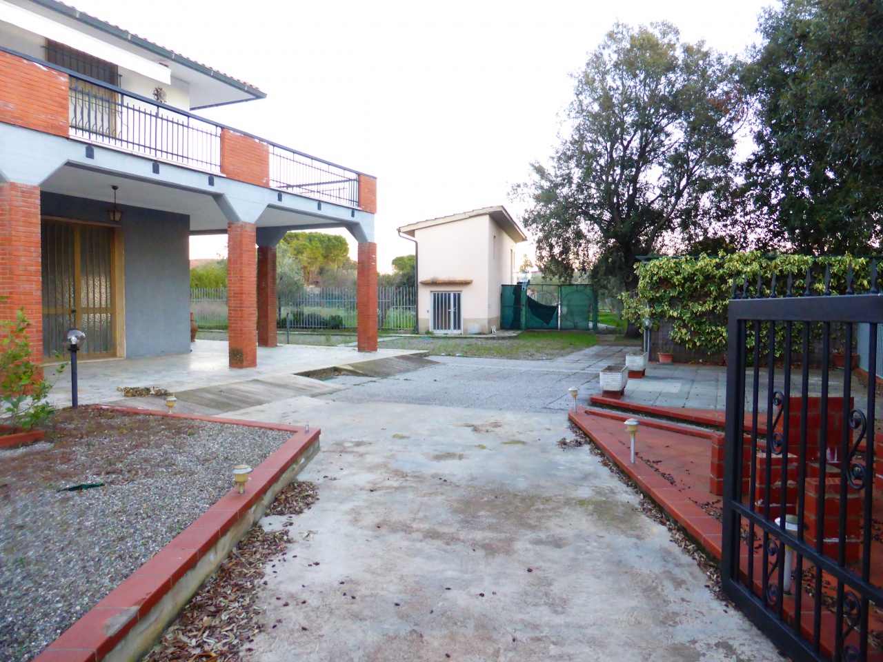 BIFAMILIARE in VENDITA a FOLLONICA  